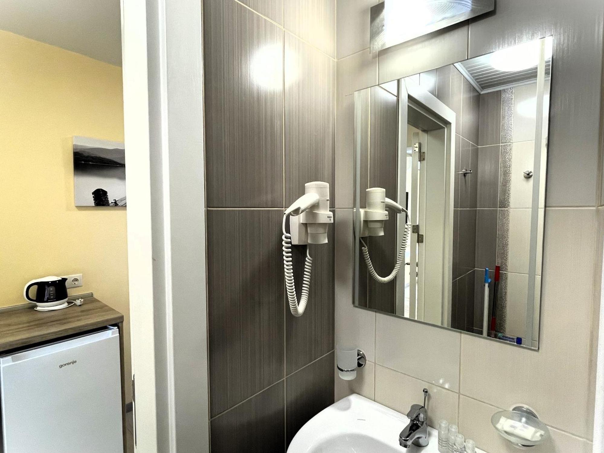 Apart-Hotel Panorama Sea Lux Primorsko Bagian luar foto