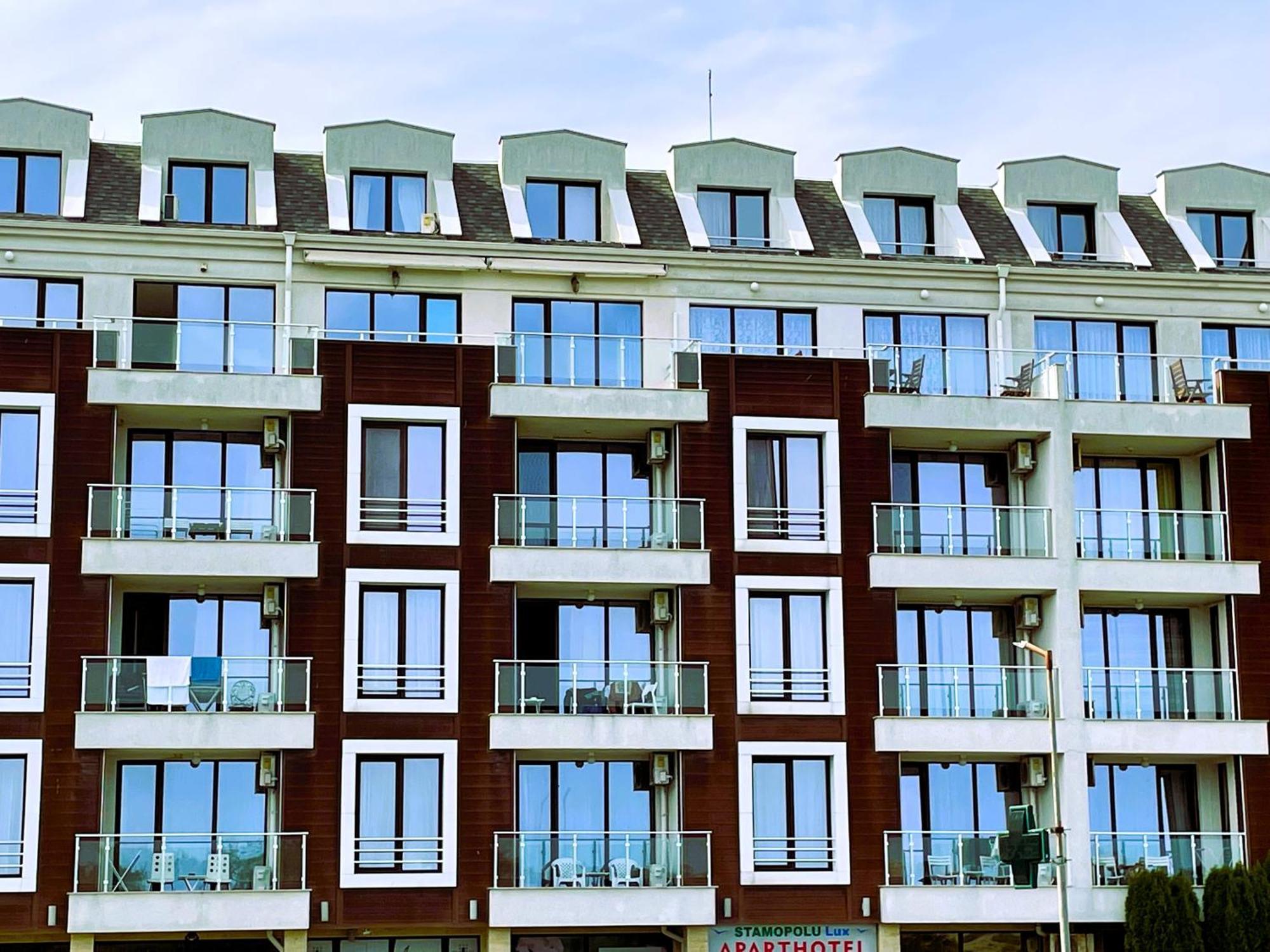 Apart-Hotel Panorama Sea Lux Primorsko Bagian luar foto