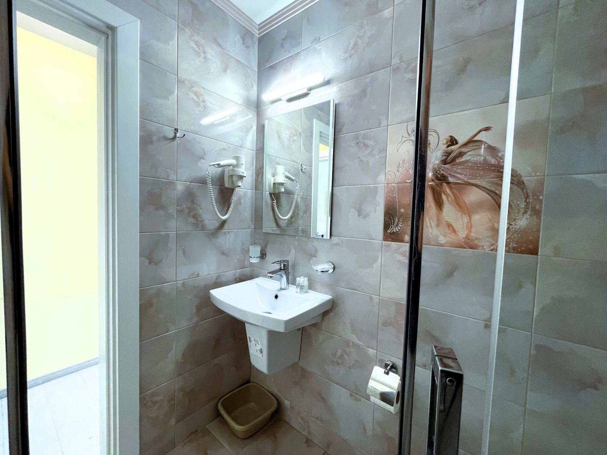 Apart-Hotel Panorama Sea Lux Primorsko Bagian luar foto