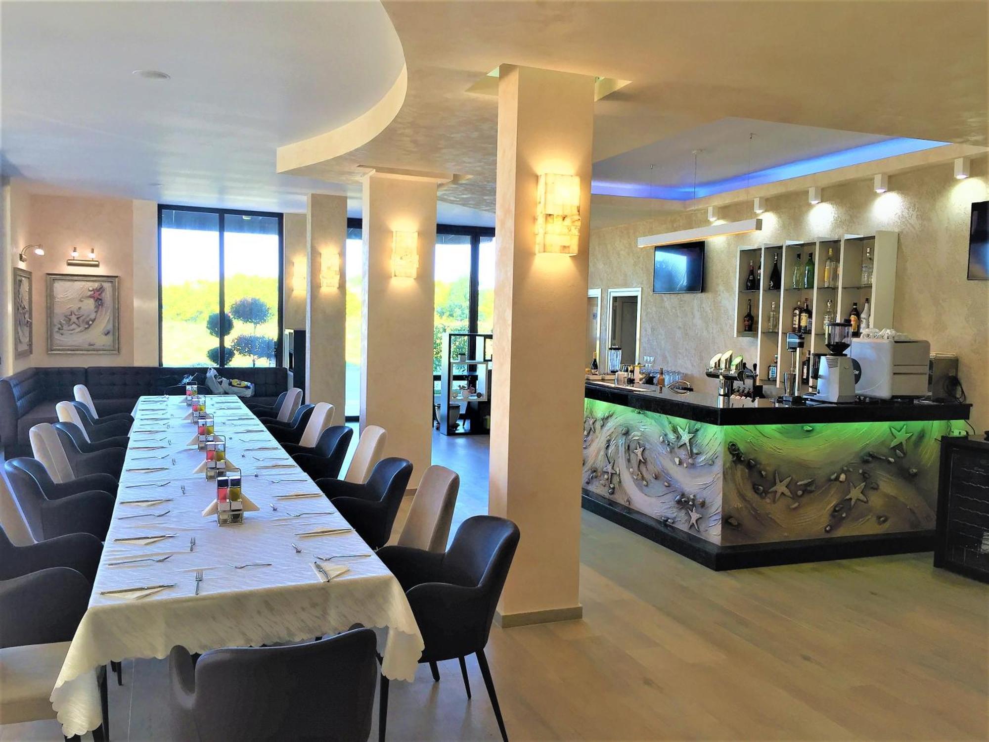 Apart-Hotel Panorama Sea Lux Primorsko Bagian luar foto